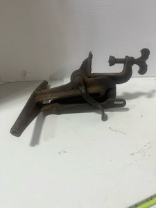 Antique Cast Iron Handsaw Sharpening Vise