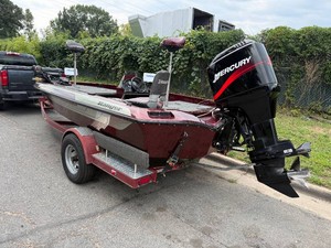 1994 Ranger R70 125hp Mercury Outboard and Trailer