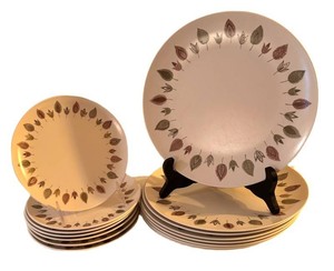 LR - Vintage Aztec Malmac Plates