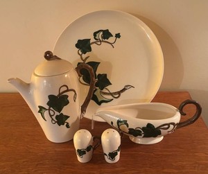 MB - Vintage Poppytrail by Metlox 5-Piece Serving Set