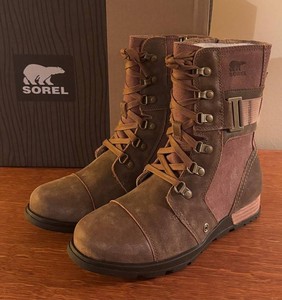 HC - New Sorel Major Carly Womens Boots - Size 7.5