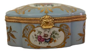 Porcelain Trinket Box - Limoges Floral Gilt Dresser Box