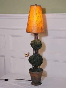 Topiary Tree Table Lamp
