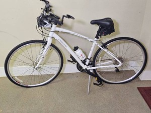 2010 Specialized Vita Sport 51cm Bicycle