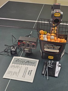 Robo-Pong 1040 Table Tennis Robot