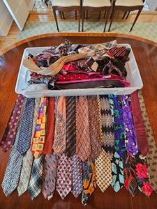 Extensive Group of Stylish and Formal Men�s Ties