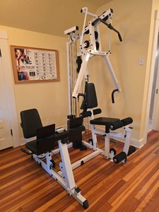 Body Solid Bangular Multi Station Home Gym with Leg Press