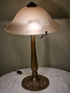 Art Nouveau Style Water Lily Table Lamp with Frosted Glass Shade