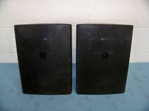 (PAIR) JBL Control 28 8 Two-Way High-Output Indoor  Outdoor  Weatherproof Two-Way Surface-Mounted Pro Audio Loudspeakers