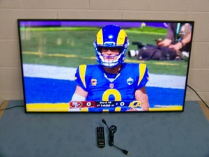 50 Samsung HG50NJ670UF 4K UHD LED TV  Television with Remote Control and HDMI Cable