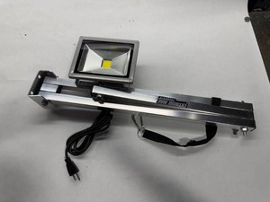 Extreme Max Swing Arm Shop Light