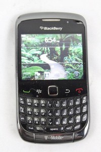 BlackBerry Curve T-mobile QWERTY Smartphone (Turns On)