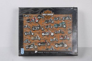 Harley-Davidson F.X. Schmid 1000-Piece Motorcycle Puzzle No. 78172