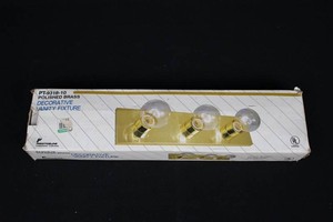Prestigeline PT-9318-10 Polished Brass 3-Light Vanity Fixture 18 in