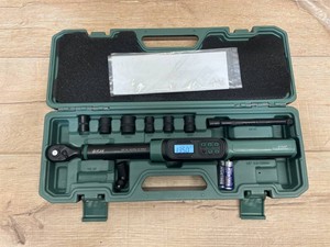 $70 VCAN ACTIVE 17 inch Digital Torque Wrench 38 Drive 5-100 Ft Lb LED Buzzer $69.99