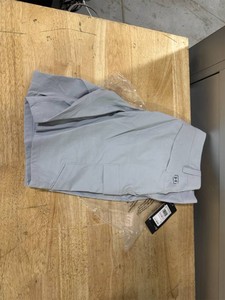 Under Armour Fish Hunter 2.0 Cargo Shorts for Men Size 32 MSRP $65