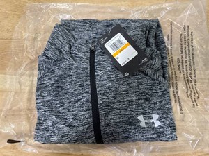 Under Armor UA Tech  Twist Size Small MSRP $45