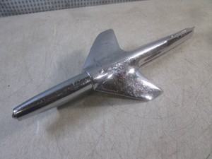 (D-3) Vintage 1950s Chevrolet GMC-3 Hood Ornament