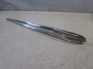 (CS) 1941 Chevrolet Chrome Fender Spear Ornament #3658321