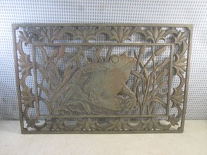 (CS) Vintage Cast Iron GrateDoormat with Frog 28 x 18 - Has A couple Cracks