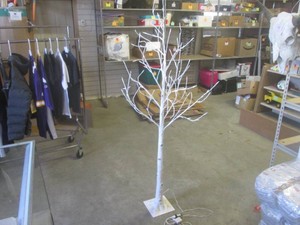 (EC1) Pre-Lit LED Artificial White Birch Twig Tree 70-Inches Tall