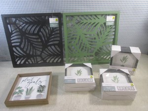 (CSB) Assorted Wall Decor