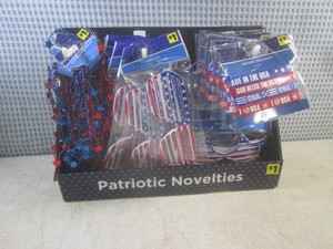 (CS) 24pc Display of Patriotic Novelties
