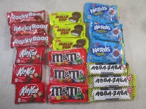 (B-2) Assorted Candy Qty.18