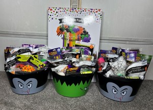 Lot of Bulk Halloween Party Decorations, Pumpkin Carving Supplies & Decorations, Accessories & Much More