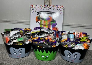 Lot of Bulk Halloween Party Decorations, Pumpkin Carving Supplies & Decorations, Accessories & Much More