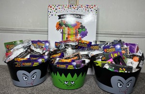 Lot of Bulk Halloween Party Decorations, Pumpkin Carving Supplies & Decorations, Accessories & Much More