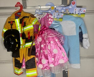 Lot of 5 Kids Halloween Costumes (Sizes 2T & 34) 2-Bluey, 1-Firefighter, 1-Minnie Mouse