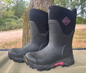 Womens Arctic Grip All Terrain Muck Boots - Size 5