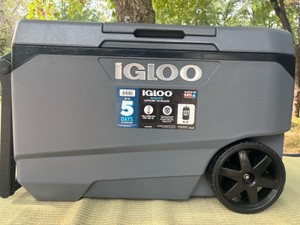 Igloo 90-Quart Maxcold Latitude Wheeled Cooler