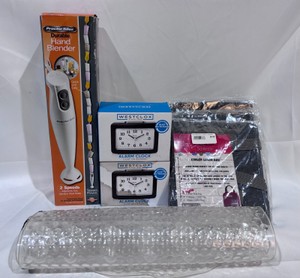 Lot of Home Goods Proctor Silex Hand Blender, Westclox Alarm Clocks, Cooler Lunch Bags, Anti-Slip Bath Mat