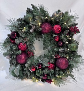 Large Battery Operated Pre-Lit Artificial Wreath