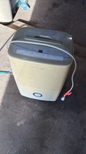 Frigidaire Portable Dehumidifier with Digital Humidity Controls - Powers Up
