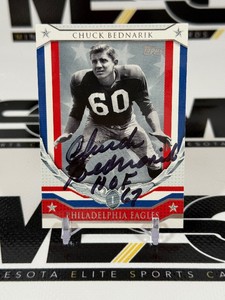 Chuck Bednarik Auto w HOF Inscription 2008 Topps Honor Role #HR-CB Football Card
