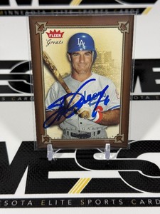 Steve Garvey Auto 2004 Fleer Greats #110 Baseball Card