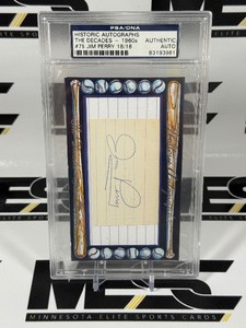 Jim Perry Auto PSADNA Authentic Slab 2012 Leaf Historic Autographs #75