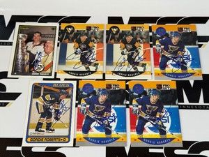 (7) Gordie Roberts On-Card Auto Hockey Cards