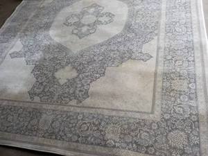 Thomasville 7 ft 10 x 10  Frida Ivory Timeless Classic Area Rug- needs shampooing