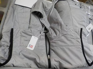 6 Hooded Vests Cutter and Buck size XXXL BlackGrey