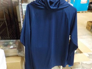 4 Fishing Mens Long Sleeved Hooded Tops size Med.