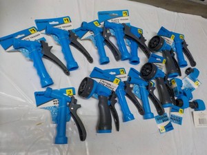 12 Nozzles