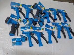 12 Nozzles