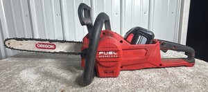 Milwaukee M18 FUEL 16 in. Lithium-Ion Brushless Battery Chainsaw wBattery