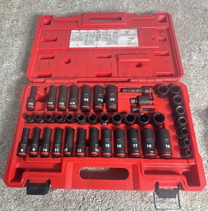 Milwaukee Shockwave 38 in. Drive SAE and Metric 6 Point Impact Socket Set