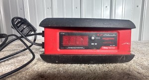 Schumacher 3 Amp Fully Automatic Battery Maintainer