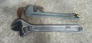 Lot of Miscellaneous Tools 18in Pipe Wrench, Adjustable Wrench